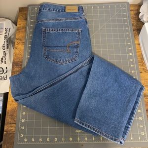 American Eagle Mom Jeans 12L